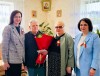 Проведать коллегу, поздравить ветерана
