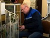 Мастер с душой: как столярное вдохновение стало визитной карточкой Владимира Максимчика из Гродненской РУП «Фармация»