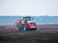 ПРОФСОЮЗЫ ПРОВЕРЯЮТ ГОТОВНОСТЬ СЕЛЬХОЗПРЕДПРИЯТИЙ К ВЕСЕННЕ-ПОЛЕВЫМ РАБОТАМ