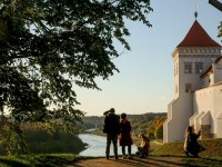 ГРОДНЕНЩИНА - АРХИТЕКТУРНАЯ ЖЕМЧУЖИНА БЕЛАРУСИ. КАК В СВОЕЙ КНИГЕ БЕЛОРУССКИЙ УЧЕНЫЙ АНАТОЛИЙ ФЕДОРУК ОПИСЫВАЕТ ГРОДНЕНСКИЕ УСАДЬБЫ