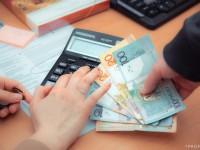 РАБОТНИКАМ ВЕРНУЛИ БОЛЕЕ 260 ТЫС. РУБЛЕЙ. ПОСТАРАЛИСЬ ПРОФСОЮЗНЫЕ ЮРИСТЫ