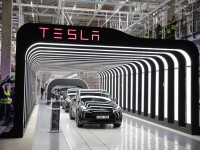 КРУПНЕЙШИЙ ПРОФСОЮЗ ГЕРМАНИИ ВОЗЬМЕТСЯ ЗА TESLA – СОТРУДНИКИ ЖАЛУЮТСЯ НА ПЛОХИЕ УСЛОВИЯ ТРУДА