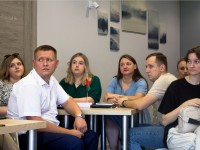 Мостовские врачи в составе команды «Дети 90-х» победили в районной викторине, посвященной 30-летию президентства в Беларуси