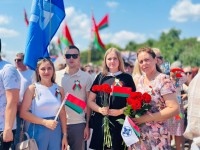 Представители областного профсоюза здравоохранения вместе с тысячами жителей Гродно встречали участников республиканской акции «Дорогами славы»