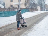 МОЖЕТ ЛИ ОДИНОКАЯ МАТЬ ОТКАЗАТЬСЯ ОТ КОМАНДИРОВКИ? ДАДУТ ЛИ ОТЦУ ОТПУСК В СВЯЗИ С РОЖДЕНИЕМ РЕБЕНКА? ОТВЕЧАЕТ ПРОФСОЮЗНЫЙ ЮРИСТ