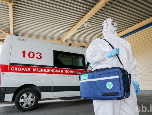 На матпомощь медикам профсоюзы собрали почти 2 000 000 рублей