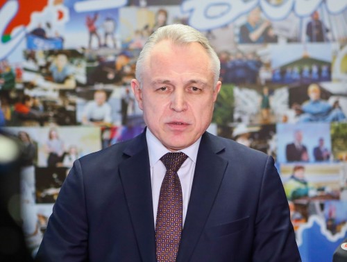 "ЗА ОБЕЩАНИЯМИ "СЛАДКОЙ" ЖИЗНИ СТОИТ РЕАЛЬНАЯ УГРОЗА ХАОСА И БЕСПРЕДЕЛА". ТАКОЕ МНЕНИЕ ВЫСКАЗАЛ ПРЕДСЕДАТЕЛЬ ФЕДЕРАЦИИ МИХАИЛ ОРДА, КОММЕНТИРУЯ СОБЫТИЯ В СТРАНЕ