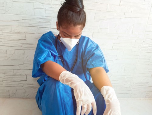 ВОЗ ОБЕСПОКОЕНА СОСТОЯНИЕМ МЕДРАБОТНИКОВ И УЧЕНЫХ