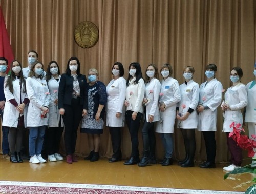 В Слонимской ЦРБ прошло посвящение в профессию молодых специалистов