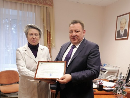 3,5 ТЫСЯЧИ РУБЛЕЙ ПЕРЕДАЛ ОТРАСЛЕВОЙ ПРОФСОЮЗ РЕСПУБЛИКАНСКОМУ ДЕТСКОМУ ЦЕНТРУ МЕДИЦИНСКОЙ РЕАБИЛИТАЦИИ
