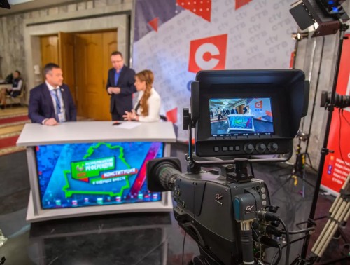 В ОБЩЕСТВЕННОМ ИНФОРМАЦИОННОМ ЦЕНТРЕ РАЗОБЛАЧАЮТ ФЕЙКИ О ГОЛОСОВАНИИ