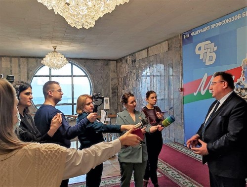 ВЯЧЕСЛАВ ШИЛО: ВСЕ ИЗМЕНЕНИЯ В СОЦИАЛЬНОЙ СФЕРЕ, ПРЕДЛАГАЕМЫЕ ПРОЕКТОМ КОНСТИТУЦИИ, ИМЕЮТ ПОЗИТИВНЫЙ ХАРАКТЕР