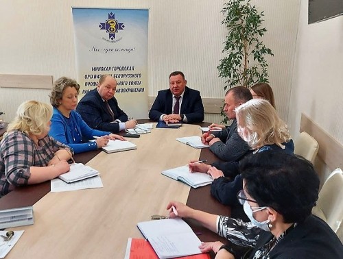 ВЯЧЕСЛАВ ШИЛО: ОТРАСЛЕВОЙ ПРОФСОЮЗ СТОЛИЦЫ ЗНАЧИТЕЛЬНО ПРОДВИНУЛСЯ В РАБОТЕ ПО ВОВЛЕЧЕНИЮ В ПРОФЧЛЕНСТВО ОРГАНИЗАЦИЙ НЕГОСУДАРСТВЕННОГО СЕКТОРА МИНСКА