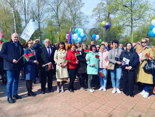 Гродненские медики приняли участие в празднике по случаю 1 Мая