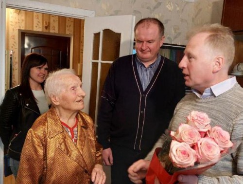 Приходить в гости к ветеранам войны – прекрасная майская традиция медицинских работников Гродненщины