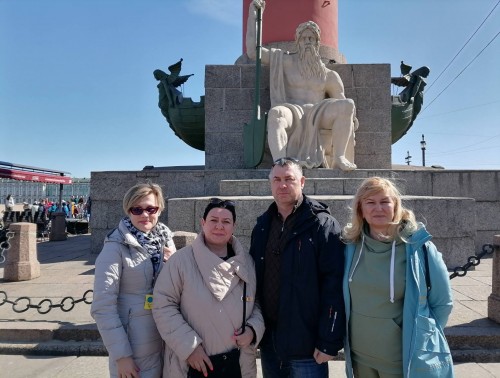 По родной стране и к восточным соседям