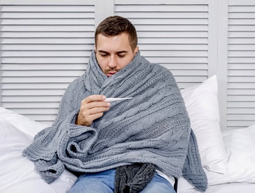 БОЛЕЗНЬ И ПРАВО. ОТВЕЧАЕМ НА ВОПРОСЫ ЧИТАТЕЛЕЙ О БОЛЬНИЧНЫХ