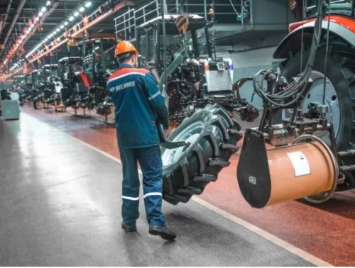 МЫ НЕ ИГРАЕМ В ПОЛИТИЧЕСКИЕ ИГРЫ, БЕЛОРУСЫ ПРОСТО ХОТЯТ РАБОТАТЬ В УСЛОВИЯХ МИРА И СПРАВЕДЛИВОСТИ