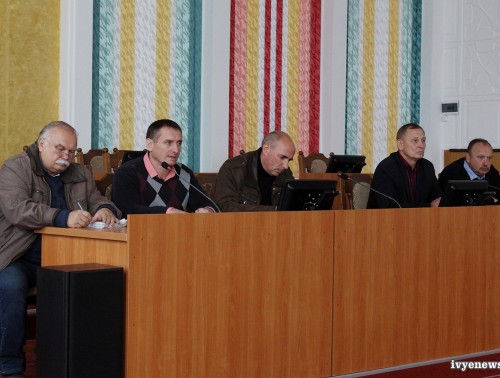 Техинспектор Гродненского профсоюза здравоохранения Александр Болотников в составе рейдовой группы посмотрел охрану труда в Ивьевском районе