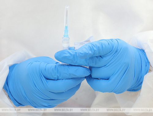 ШИРОКОЕ ПРИМЕНЕНИЕ ОТЕЧЕСТВЕННОЙ ВАКЦИНЫ ОТ COVID-19 ПЛАНИРУЕТСЯ НАЧАТЬ В БЕЛАРУСИ В 2024 ГОДУ