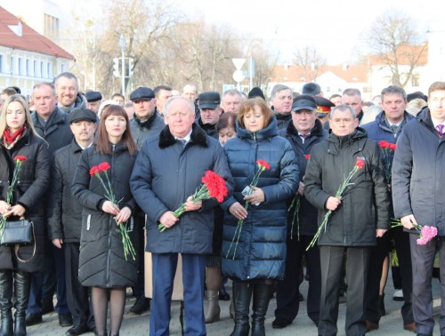Владислав Голяк принял участие в городском митинге, посвященном Дню защитников Отечества
