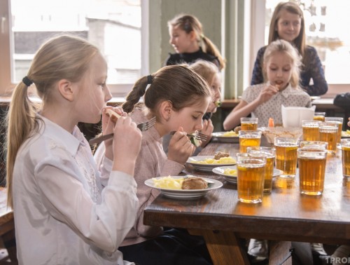 ЭКСПЕРИМЕНТ ПО ОРГАНИЗАЦИИ ШКОЛЬНОГО ПИТАНИЯ В БЕЛАРУСИ ПРОДЛИЛИ