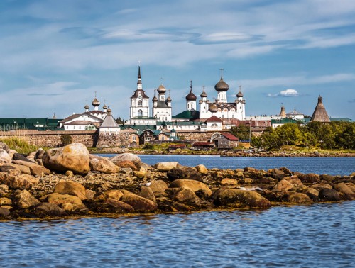 БЕЛОРУСЫ СМОГУТ РЕГУЛЯРНО ЛЕТАТЬ В ЧЕРЕПОВЕЦ И АРХАНГЕЛЬСК. РАССКАЗЫВАЕМ, ЧТО ПОСМОТРЕТЬ В ЭТИХ ГОРОДАХ