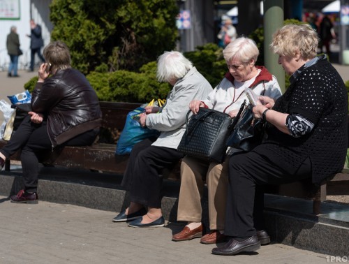 «БЕЛПОЧТА» ВЫПЛАТИТ ПЕНСИИ И ПОСОБИЯ ДО 25 АПРЕЛЯ