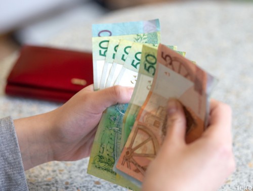 ЖДАТЬ ЛИ БЮДЖЕТНИКАМ ПОВЫШЕНИЯ ЗАРПЛАТЫ В 2023 ГОДУ? ПОДРОБНОСТИ РАССКАЗАЛИ В МИНТРУДА