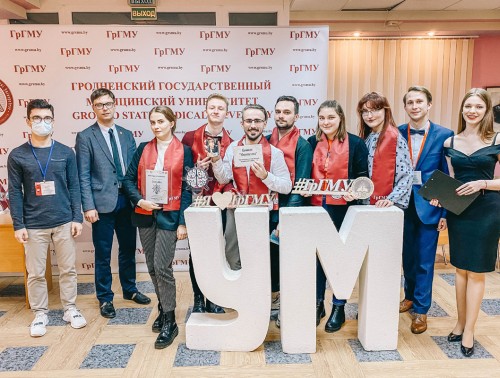 Два десятка игр за год и сотни участников. Чем привлекают студентов-медиков интеллектуальные соревнования?