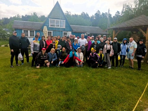 Работники Гродненской университетской клиники прошли на байдарках 11 километров по Черной Ганче