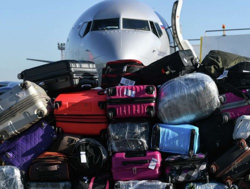 ЧТО ДЕЛАТЬ, ЕСЛИ ПОЛУЧИЛИ В АЭРОПОРТУ ПОВРЕЖДЕННЫЙ БАГАЖ ИЛИ ИЗ НЕГО ПОХИТИЛИ ВЕЩИ