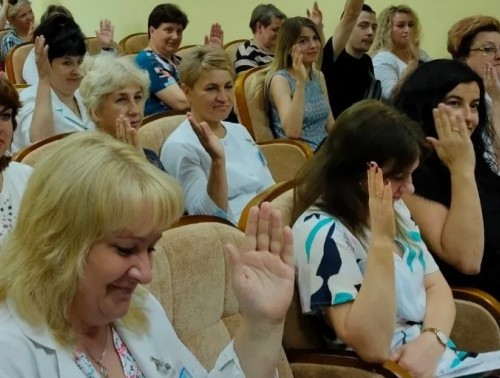 Как выполнялся коллективный договор в первом полугодии, обсудили в детской поликлинике Гродно