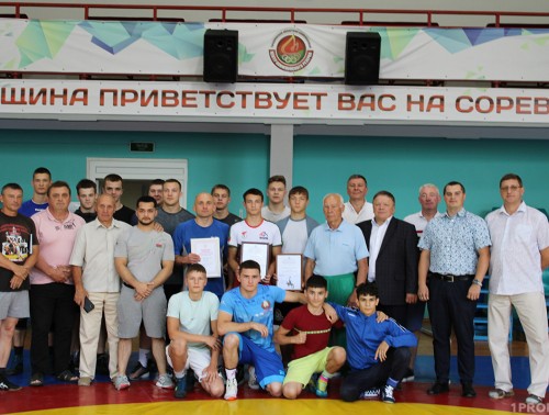 «ЕХАЛИ ТОЛЬКО ЗА «ЗОЛОТОМ»!». В ГРОДНО ЧЕСТВОВАЛИ ВОСПИТАННИКОВ ПРОФСОЮЗНОЙ СПОРТШКОЛЫ, СТАВШИХ ПОБЕДИТЕЛЯМИ МЕЖДУНАРОДНЫХ СОРЕВНОВАНИЙ