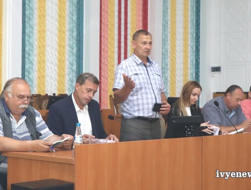 Рейдовая группа технической инспекции ФПБ дала оценку охране труда в Ивьевском районе