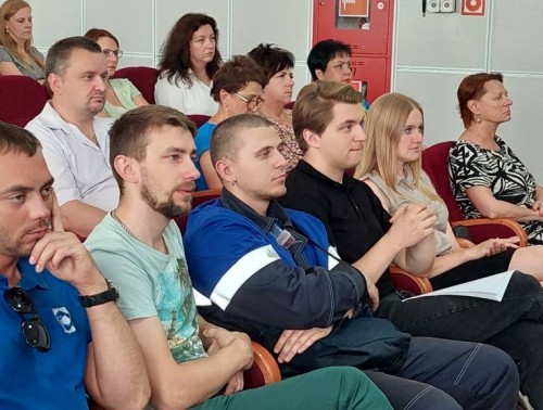 ПОЛЕЗНЫЕ ИНИЦИАТИВЫ ПРОФСОЮЗА И НОВЫЕ ЗАДАЧИ. О ЧЕМ ШЛА РЕЧЬ НА ВСТРЕЧЕ С ТРУДОВЫМИ КОЛЛЕКТИВАМИ ВЕДУЩИХ ПРЕДПРИЯТИЙ ХИМИЧЕСКОЙ ОТРАСЛИ В ГРОДНО?