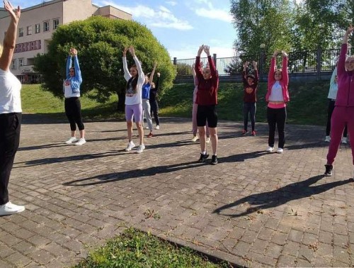В пятой гродненской поликлинике возродили традицию производственной зарядки