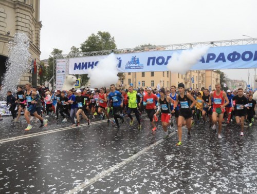 КОГДА И ПО КАКИМ УЛИЦАМ В 2023 ГОДУ ПРОЙДЕТ ЮБИЛЕЙНЫЙ МИНСКИЙ ПОЛУМАРАФОН
