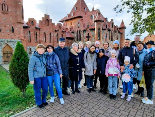 В соседние области и по родным местам. Какие туристические направления выбрали медицинские работники Гродненщины на прошедших выходных