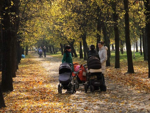 КАК ИЗМЕНЯТСЯ ВЫПЛАТЫ РОЖЕНИЦАМ И ПОСОБИЯ НА ДЕТЕЙ СТАРШЕ 3 ЛЕТ С 1 НОЯБРЯ 2023 Г.