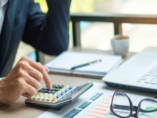 «НАЛОГ НА БОГАТСТВО»: В ПАРЛАМЕНТЕ ПОСЧИТАЛИ, СКОЛЬКИМ БЕЛОРУСАМ ПРИДЕТСЯ ПЛАТИТЬ ЗА СВЕРХОДОХОДЫ В 2024 Г.