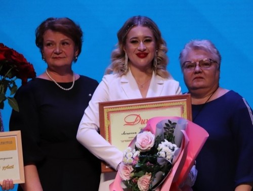 Врач-педиатр Слонимской ЦРБ Ангелина Юрчак признана лучшим молодым специалистом в районе