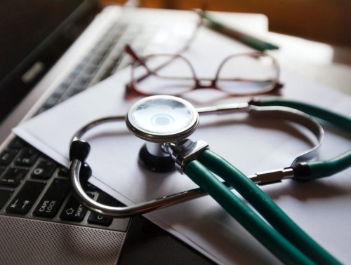 ЗА 2023 ГОД БОЛЕЕ 15 ТЫС. РУБЛЕЙ ДОПЛАТИЛИ МОЛОДЫМ МЕДИКАМ МОГИЛЕВЩИНЫ ПО РЕКОМЕНДАЦИИ ОТРАСЛЕВОГО ПРОФСОЮЗА