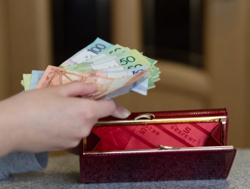 СОЦИАЛЬНЫЕ ПЕНСИИ ВЫРАСТУТ В БЕЛАРУСИ С 1 ФЕВРАЛЯ 2024 Г.