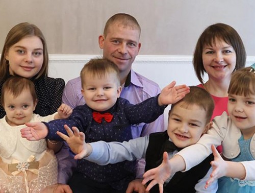 БОЛЕЕ 134 ТЫСЯЧ ДЕПОЗИТОВ ДЛЯ МНОГОДЕТНЫХ ОТКРЫТО В БЕЛАРУСИ ПО ПРОГРАММЕ "СЕМЕЙНЫЙ КАПИТАЛ"