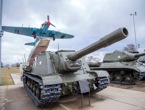 ТОП-10 ЭКСКУРСИЙ, ПОСВЯЩЕННЫХ 80-ЛЕТИЮ ОСВОБОЖДЕНИЯ БЕЛАРУСИ ОТ НЕМЕЦКО-ФАШИСТСКИХ ЗАХВАТЧИКОВ