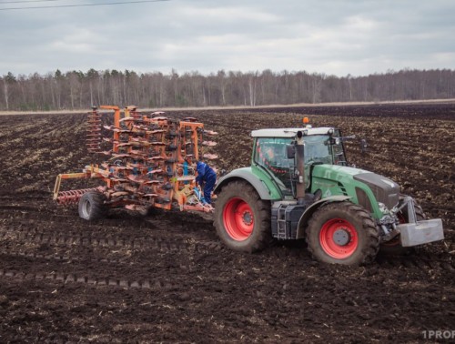 ТОЛЬКО В ПРОШЛОМ ГОДУ ПРОФСОЮЗАМИ ВЫЯВЛЕНО БОЛЕЕ 4 ТЫС. НАРУШЕНИЙ ОХРАНЫ ТРУДА В ПЕРИОД ВЕСЕННЕ-ПОЛЕВЫХ РАБОТ