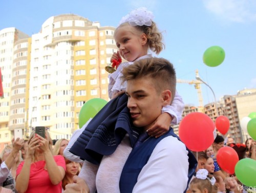 ПОСЛЕДНИЙ ЗВОНОК, ЭКЗАМЕНЫ, ВЫПУСКНОЙ. ДЕЛИМСЯ ГЛАВНЫМИ ШКОЛЬНЫМИ ДАТАМИ В 2024 ГОДУ