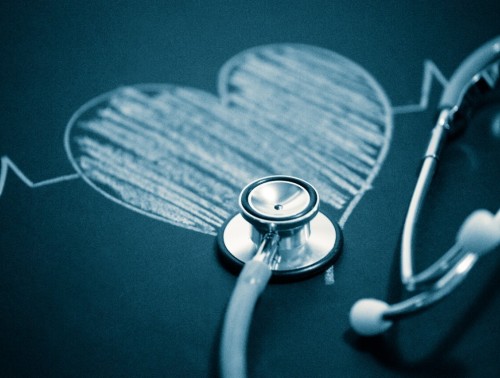 ПРОФСОЮЗЫ ВЫПЛАТЯТ 2,1 ТЫС. РУБЛЕЙ ТРЕМ МЕДИКАМ, ПОСТРАДАВШИМ ПРИ ВЫПОЛНЕНИИ СВОИХ ОБЯЗАННОСТЕЙ