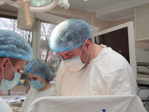 ВПЕРВЫЕ В ГРОДНЕНСКОЙ УНИВЕРСИТЕТСКОЙ КЛИНИКЕ ВЫПОЛНЕНА ОПЕРАЦИЯ ШУГАБЕЙКЕРА ЛАПАРОСКОПИЧЕСКИМ СПОСОБОМ